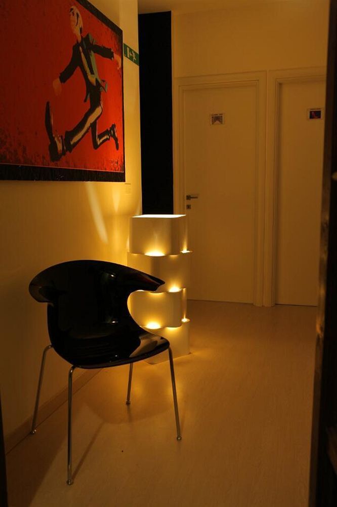 Chroma Italy - Ena Guest House Roma Exterior foto